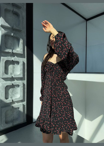 Чорна повсякденний легка сукня в квітковий принт з пишною спідницею Adelante з квітковим принтом