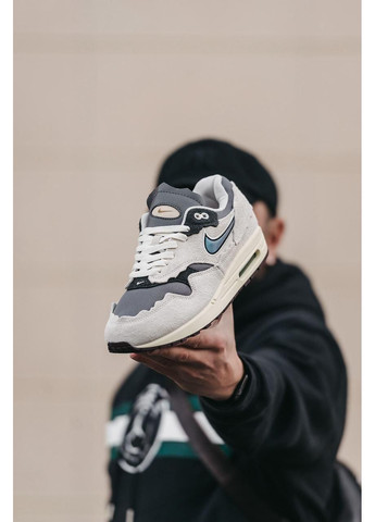 Бежевые демисезонные кроссовки мужские nike air max 1 protection pack найк аир макс No Brand