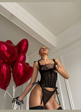 Чорний демісезонний спокусливий комплект з акцентом на грудях No Brand