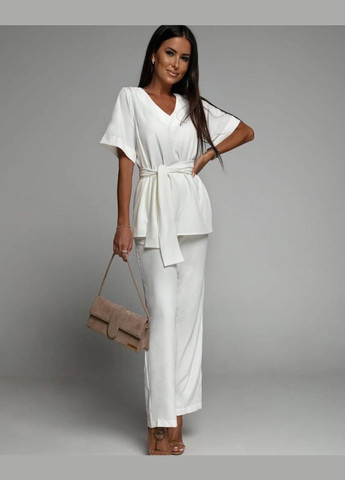 Женский костюм-двойка цвет белый р.50/52 453571 New Trend (286330222)
