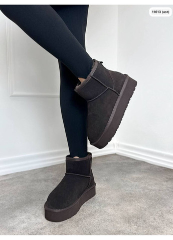 Женские натуральные угги короткие цвет шоколад No Brand (369960131)