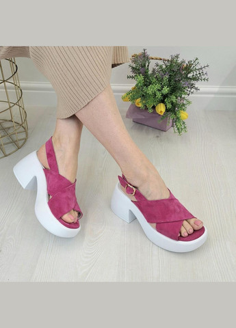 Фуксия босоножки женские замшевые на широком каблуке.. 39 размер Vasha para