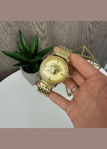 Жіночий наручний годинник Versace кварцовий з металевим ремінцем і круглим циферблатом золотий (sku_1721ГЖ) No Brand (346078230)