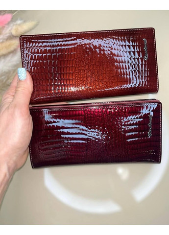 Жіночий гаманець шкіра лаковий магнітна застібка Cardinal (369723538)