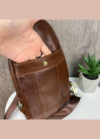 Чоловіча шкіряна сумка з металевою фурнітурою слінг на темно-коричневі груди (sku_734ТК) No Brand (346078174)