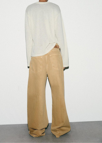 Молочный демисезонный свитер Zara