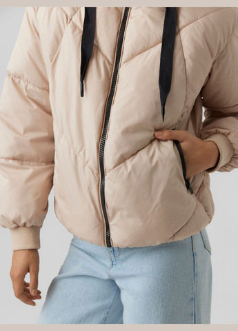 Бежевая демисезонная куртка Vero Moda Beverly