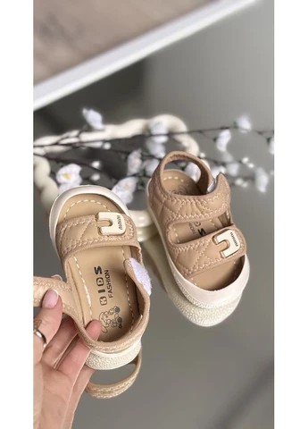 Босоніжки дитячі ninini колір бежевий 11136 No Brand (394594238)