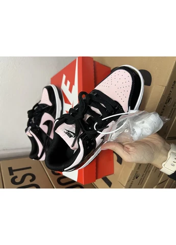 КРОССОВКИ ЖЕНСКИЕ NIKE SB DUNK LOW BLACK PILACQUER НАЙК СБ ДАНК ЧЕРНЫЕ No Brand чёрные демисезоны (392029002)