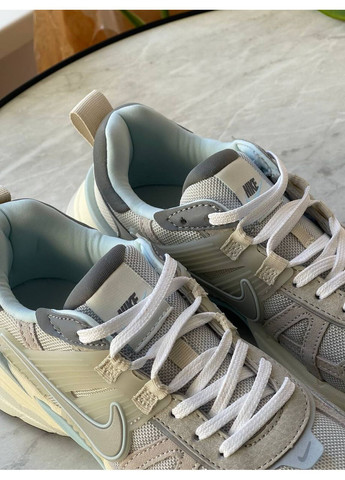 Кроссовки женские Nike V2K Run Light Iron Ore Grey | Найк В2К Рантек серые No Brand серые демисезоны (362035200)