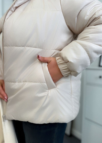 Светло-бежевая демисезонная куртка женская демисезонная с капюшоном на синтепоне No Brand