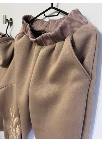 Женский тринитный костюм с начесом бежевый с вышивкой колосья, теплый спортивный костюм V&V (363173096)