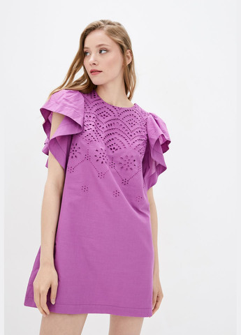 Фиолетовое кэжуал короткое платье из прошвы фиолетового цвета. ORA однотонное