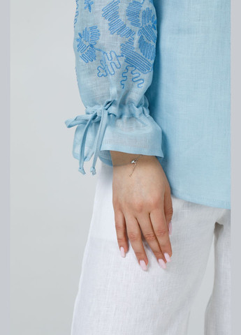 Блакитна довга вишита лляна жіноча блуза-вишиванка з широкими рукавами та квітковою вишивкою аннета., р., код 9470/48/1330 ГАЛЕРЕЯ ЛЬОНУ