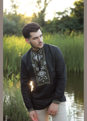 Чорна вишиванка MOTYV (297673789)