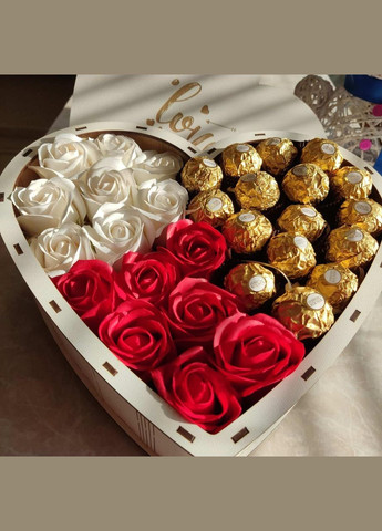 Подарочный бокс из конфет Ferrero и роз для девушки No Brand (315888859)