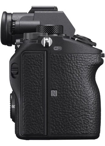 Цифровой фотоаппарат Alpha 7M3 28-70mm II Kit Black (ILCE7M3MB.CEC) Sony (390928339)