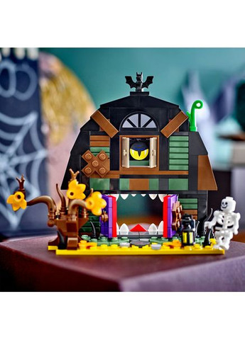 Конструктор Iconic Гэлловинский амбар Lego (361244433)