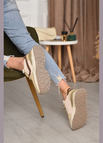 Кросівки жіночі бежевого кольору на шнурівці Let's Shop бежеві демісезони (347234594)