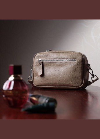 Стильная кроссбоди для женщин из фактурной натуральной кожи бежевая 22662 Vintage (329195773)