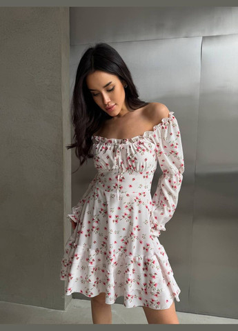 Белое повседневный платье мини с цветочным принтом MonCher с цветочным принтом