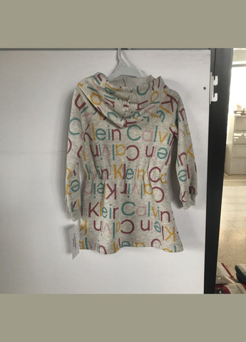 Серое теплое платье с капюшоном Calvin Klein (340455685)