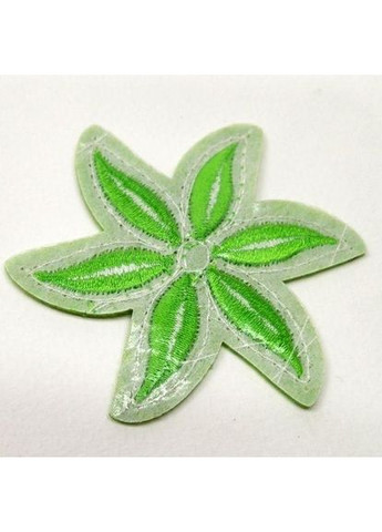 Термонаклейка "Звезда" 6х6см салатовая Plus-plus (352744201)