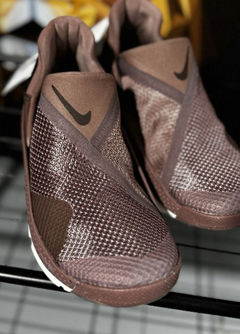 Бронзовые Nike Go FlyEase Smokey Mauve