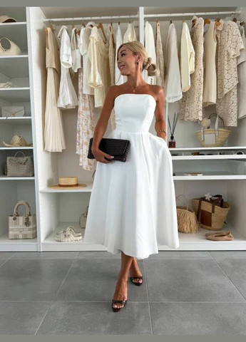 Білий кежуал, вечірня приталена сукня з пишною спідницею з пишною спідницею Adelante однотонна