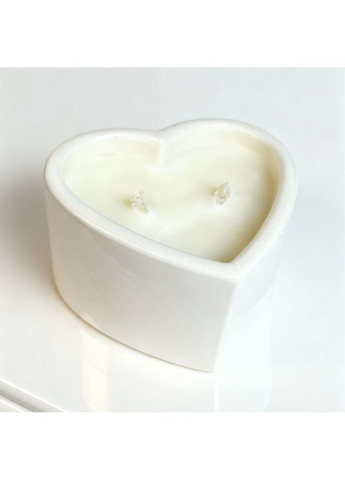 Масажна свічка з ароматом горіхового крему Nut Cream у формі серця, 70 мл Candy (369608669)