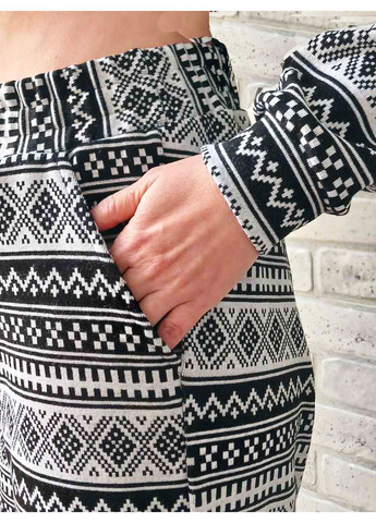 Чорно-біла домашній костюм - піжама жіночий орнамент зимовий батал No Brand