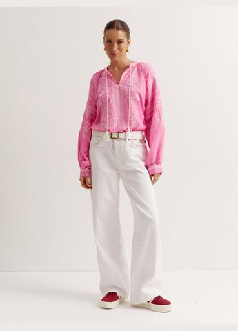 Блузка вишиванка рожева з білою вишивкою You Best (293057495)
