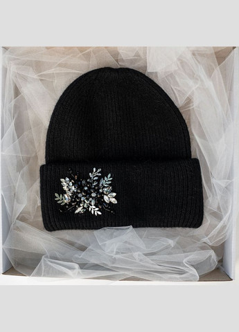 Шапка жіноча з ангорки, вишивка ручної роботи, колір чорний Ksenija Vitali (306655029)
