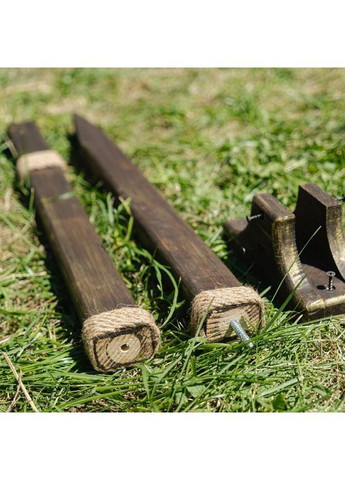 Кормушка для белок и бурундуков на ножке Башня No Brand (362210008)