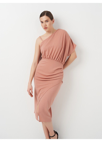 Темно-розовое кэжуал платье PrettyLittleThing однотонное