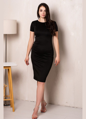 Черное деловое женское трикотажное платье-футляр по колено, с короткими рукавами, обтягивающее по фигуре. футляр No Brand однотонное