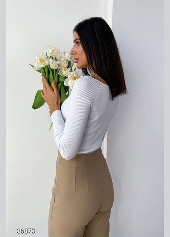 Белый демисезонный джемпер в рубчик с фигурным вырезом джемпер Liton