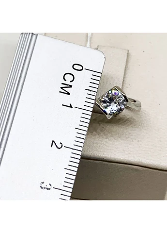 Кольцо серебряное с кубическим цирконием 16,5 2,23 г No Brand (382674583)