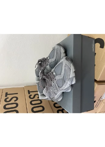 Сірі кросівки чоловічі new balance 9060 all grey нью беланс 9060 сірі демісезон No Brand