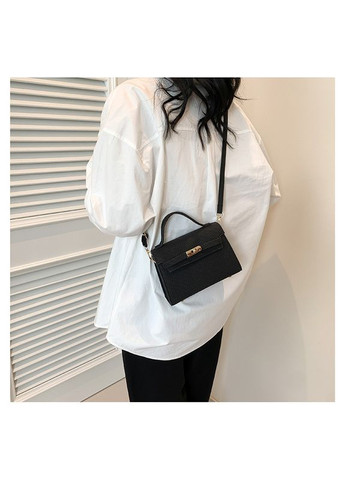 Жіноча сумка 8582 крос-боді на ремінці No Brand (366871830)