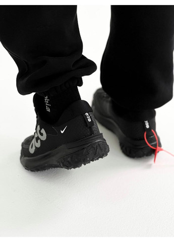 Чорні Осінні кросівки чоловічі nike acg mountain fly 2 gore-tex black white найк асж маунс флай No Brand