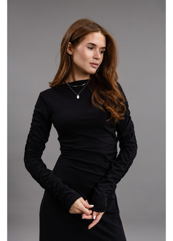 Чорна сукня трикотаж з розрізом і драпіровкою чорна Bessa