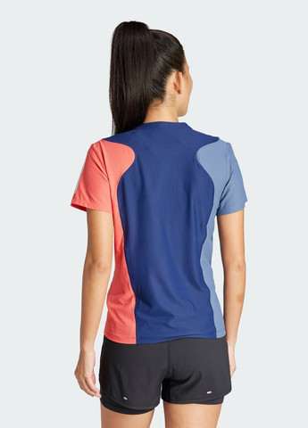 Синяя всесезон футболка own the run colorblock adidas
