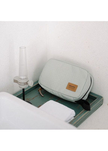 Косметичка NH20SN010 размер S светло-серая (6976023924255) Naturehike (360642989)