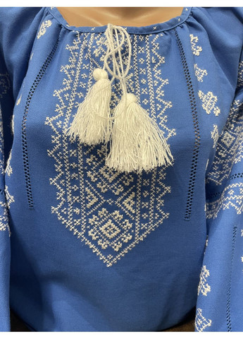 Сіра стильна жіноча вишиванка на синьому домотканому полотні ручної роботи ж-2897. m (371907774)