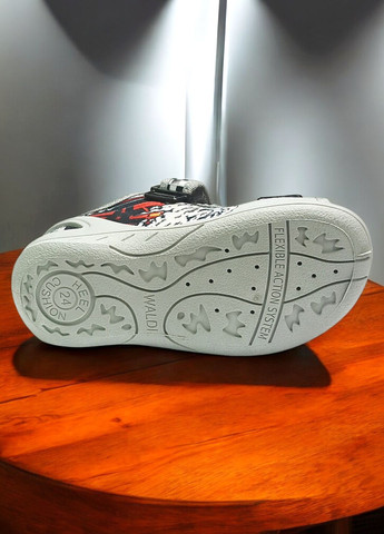 Відкриті ортопедичні тапочки капчики текстильні босоніжки на липучках для хлопчика Waldi (326051440)