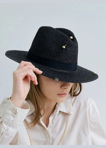 Капелюх жіночий на літо Федора з рафія чорний з ланцюгом і шпилькою D.Hats (283022789)