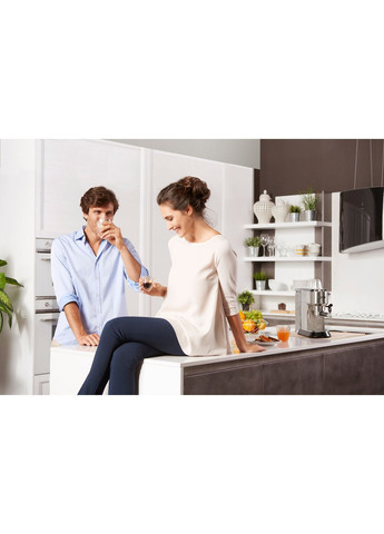 Кавоварка Dedica EC 685 M Delonghi (306581104)