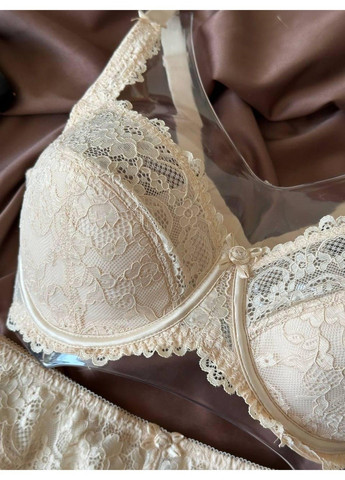 Бежевый комплект бюстгальтер полупоролоновый + трусики слипы 11676 бежевый Lanny Mode