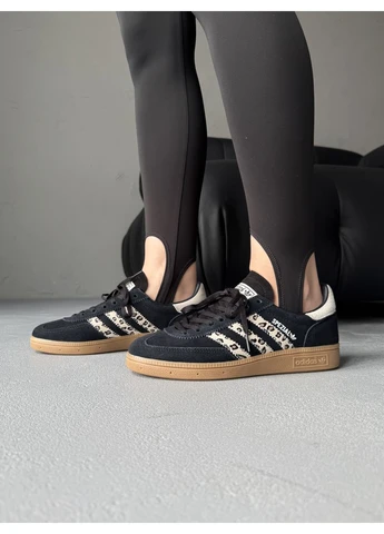 Черные демисезонные кроссовки мужские adidas handball spezial black/wonder leopard адидас специал черные No Brand